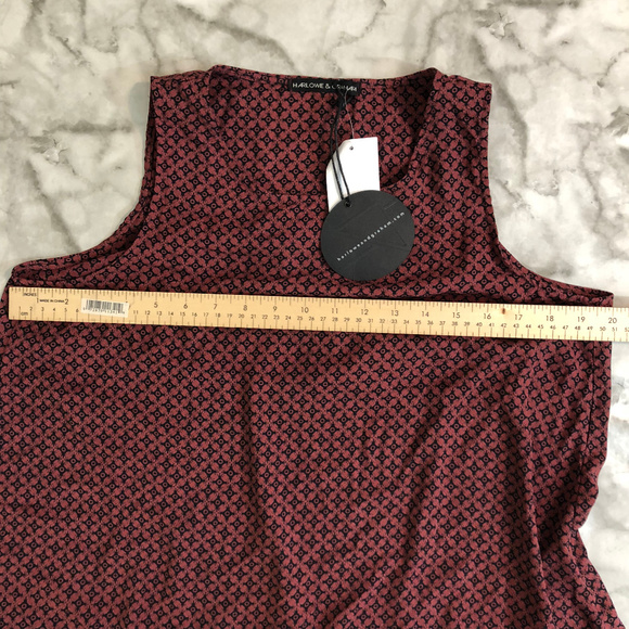 Harlowe & Graham Sleeveless Geo Printed Blouse - Picture 5 of 7